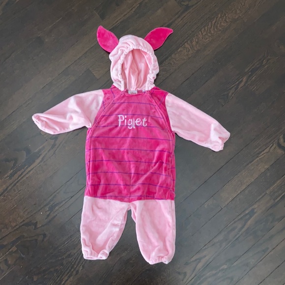 The Disney Store Winnie the Pooh Piglet costume - 18months